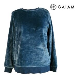 GAIAM - Lux Faux Fur/Velour Pullover Sweater Top - Aegene Blue